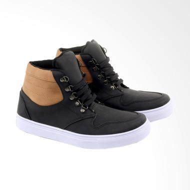 Garucci Sneakers Shoes GLD 1260