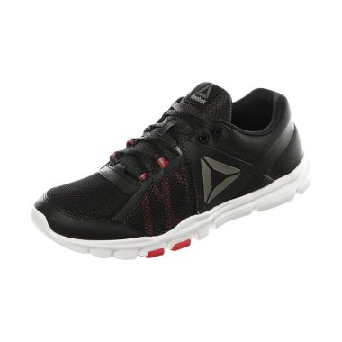 Reebok Yourflex Train 9.0 MT Men's Training Shoes Sepatu Lari Pria