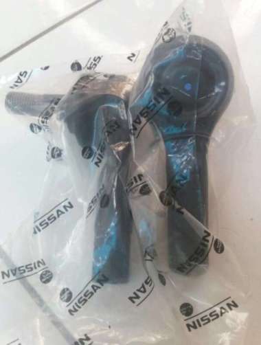 Tie Rod End Nissan Serena C24