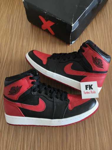 Air Jordan 1 Retro High Bred Banned 2011