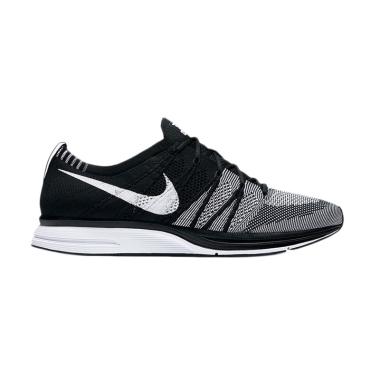 sepatu sneakers nike