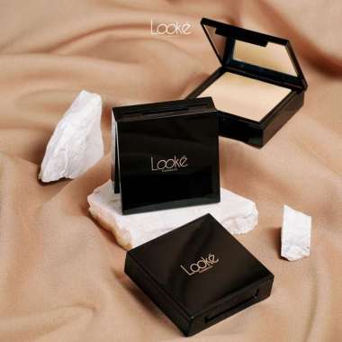 Bedak Padat Looke Febe - Looke Nasa Febe - bedak padat natural - bedak padat untuk kulit berjerawat 