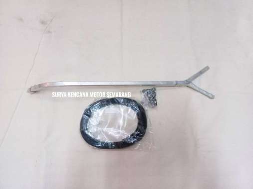 Lis List Dek List Lantai triplang Vespa PTS 100cc 90cc set