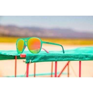 GOODR SUNGLASSES KITTY HAWKERS RAY BLOCKERS