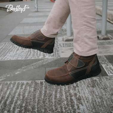 BRADLEY MADLEY MIX- BOOTS CASUL KULIT 40