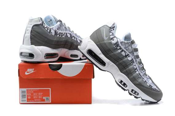 Nike Air Max 95 Original Terbaru Mei 2022 | Blibli