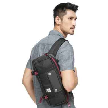 Tas Selempang Bodypack 920001091 Distance 3.0 Shoulder Bag 6L Black