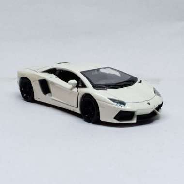 Welly Diecast Mobil Lamborghini Aventador LP700 Skala 1:37 Putih