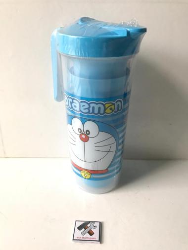 OEM Doraemon Plastik Botol MInum with 4 Set Gelas biru