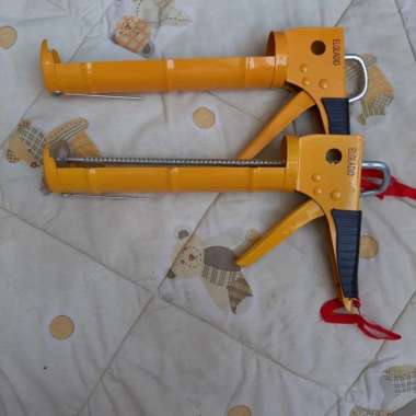Alat Tembak Lem Silicon Plat Tebal ,Alat Tembak Lem Botol Plat Tebal Multicolor