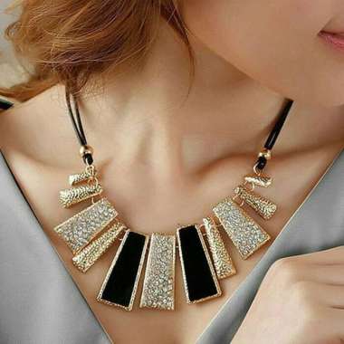 Gothic Diamante Kalung Wanita Hollow Women Lady Necklace