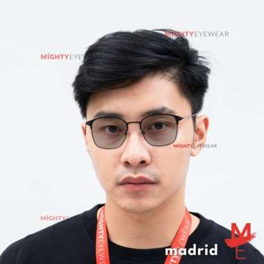 Kacamata Photochromic Antiradiasi - Madrid Kotak Pria Minus Plus Besi Frame Saja