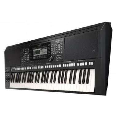 Yamaha PSR S775 Arranger Keyboard
