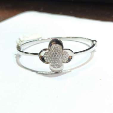 Gelang Clover Alhambra VCA Emas Putih 750