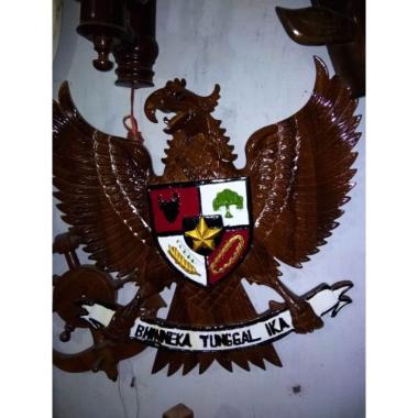 hiasan burung garuda pancasila cokelat cokelat