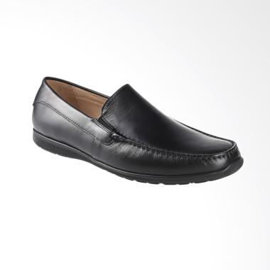Ecco Dallas MOC Sepatu Pria - Black ECC57010401