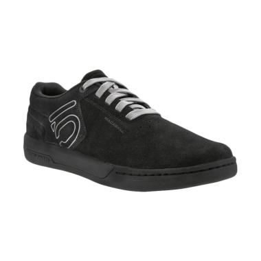Five Ten Shoes Danny Macaskill Sepatu Sepeda Pria - Carbon Black [5287-080]