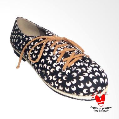 DAT Maiyya Sepatu Loafer Wanita - Black