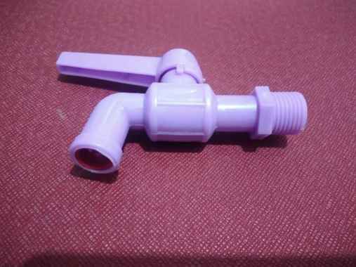 Kran air 1/2 inch warna ungu
