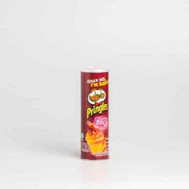 Promo Harga Pringles Potato Crisps Smoky BBQ 107 gr - Blibli