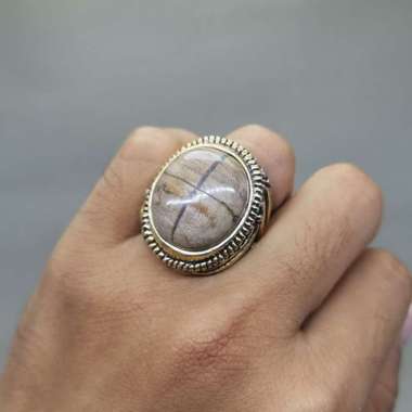 Batu Cincin Tapak Jalak Fosil Kayu Asli