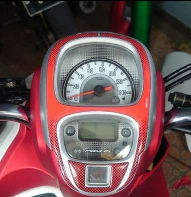 Stiker Antigores speedometer honda Scoopy / Stiker resin timbul pelindung speedometer honda scoopy H