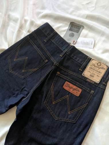 Wrangler - Harga Terbaru Juni 2022 | Blibli