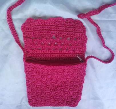 Tas selempang rajut tutup bali Pink