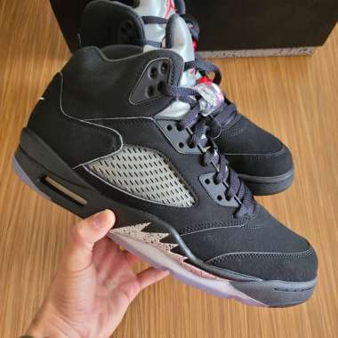 Air Jordan 5 Retro Black Metallic 2016 || what the white michigan white