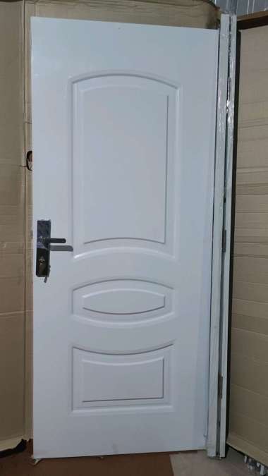 Pintu Kamar Tidur Utama Motif Oval Warna Putih Baja Kodai TX-06