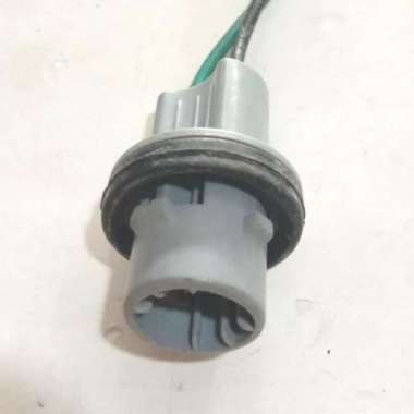 Fitting Lampu Mundur Belakang Honda Mobilio Original