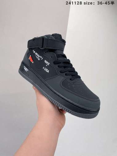 white airforce shoes