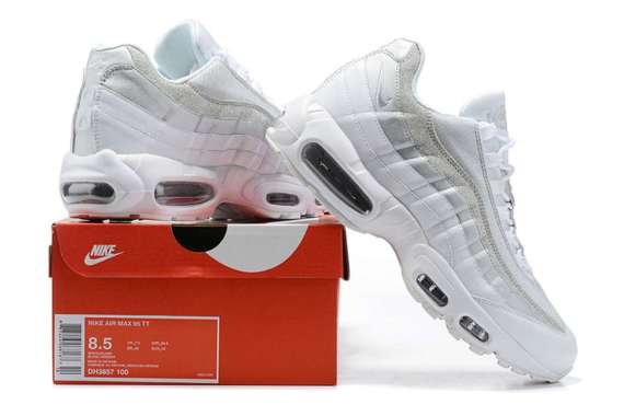 Nike Air Max 95 Original Terbaru Mei 2022 | Blibli