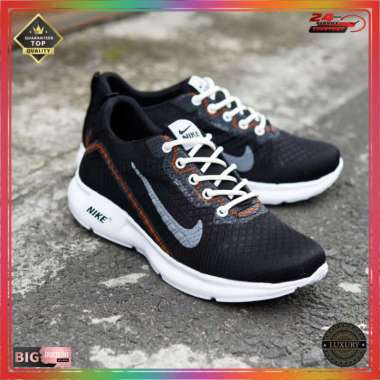 sepatu hiking nike original