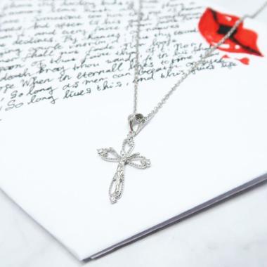 Kalung Emas Putih Wanita - Harga Terbaru Maret 2022 | Blibli