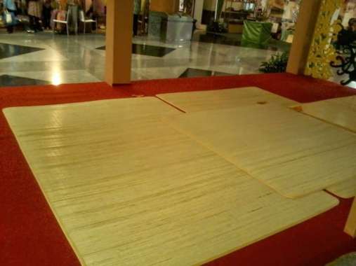 Lampit Rotan Saburina, 70x120, Tikar Rotan Kalimantan, Karpet Rotan