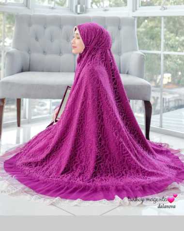 Mukena Turkey Magenta Dalanova