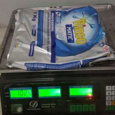 Promo Harga RINSO Detergent Matic Powder Professional 1000 gr - Blibli