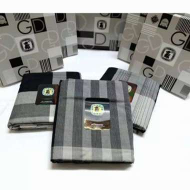 sarung tenun wadimor motif hitam putih premium bagus wadimor