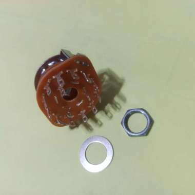 Potensio A-Plus Rotari SW 3 x 4