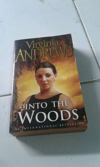 ORIGINAL Novel Into The Woods - Virginia Andrews