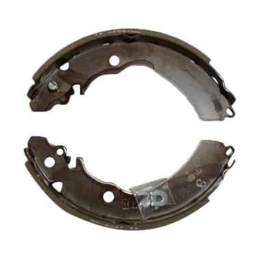 Kampas Rem Belakang untuk Daihatsu Xenia [1 set Kanan/Kiri] D04495-BZ011-001