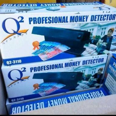alat deteksi uang palsu/money detector