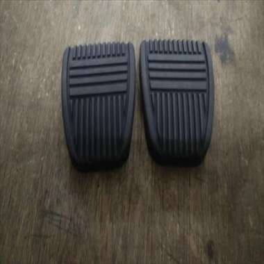 Karet Pedal Gas Rem Kopling Anti Slip Mobil Avanza Carry Universal OEM