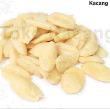 kacang kenari 1kg