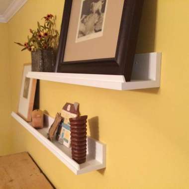 TwinsJ. 1 piece Rak hiasan dinding. Tempat pigura. Tempat foto. Rak dinding. Ledge shelves.