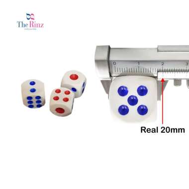 dadu ukuran 20×20mm / dadu plastik / dadu mainan.