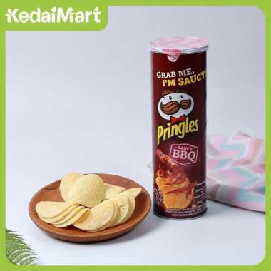 Promo Harga Pringles Potato Crisps Saucy BBQ 107 gr - Blibli