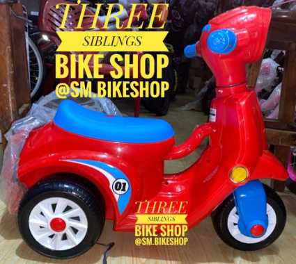 SHP MB 691 MAINAN VESPA ANAK CLASSIC MUSIK WARNA MERAH