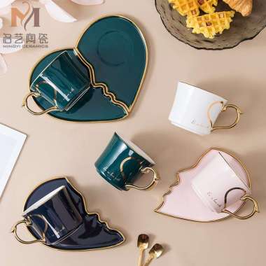 Cangkir Couple | Simple Fashion Ceramic Plate Set | Be In Love With PUTIH